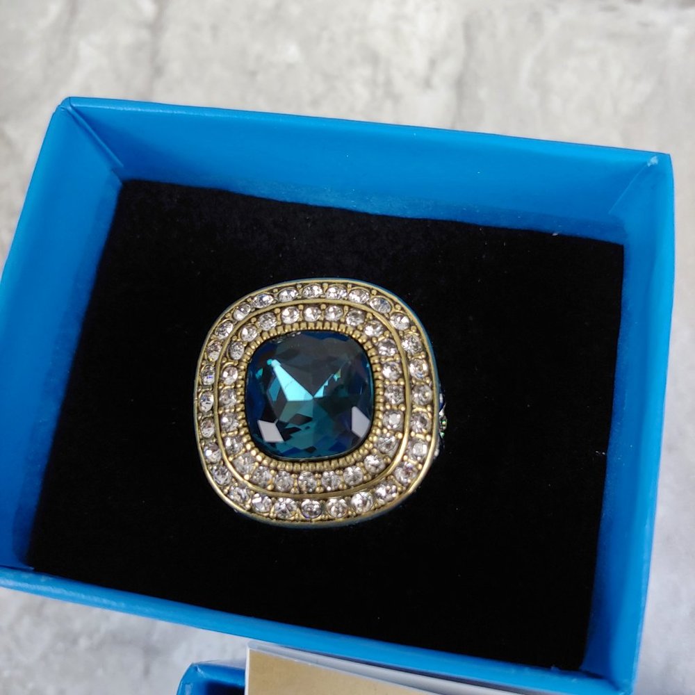 Heidi Daus Large Blue Stone Cocktail Ring NIB US Size 7
